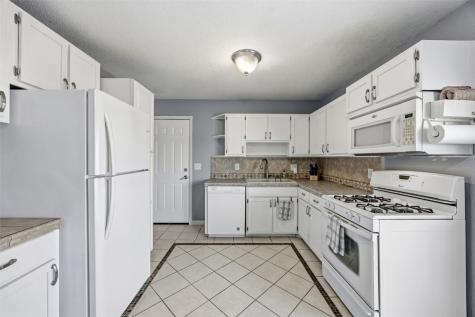 990 S 5th Street Marion IA 52302