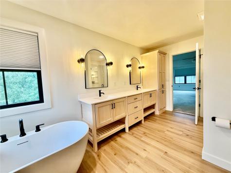 6949 Bowman Lane Cedar Rapids IA 52402