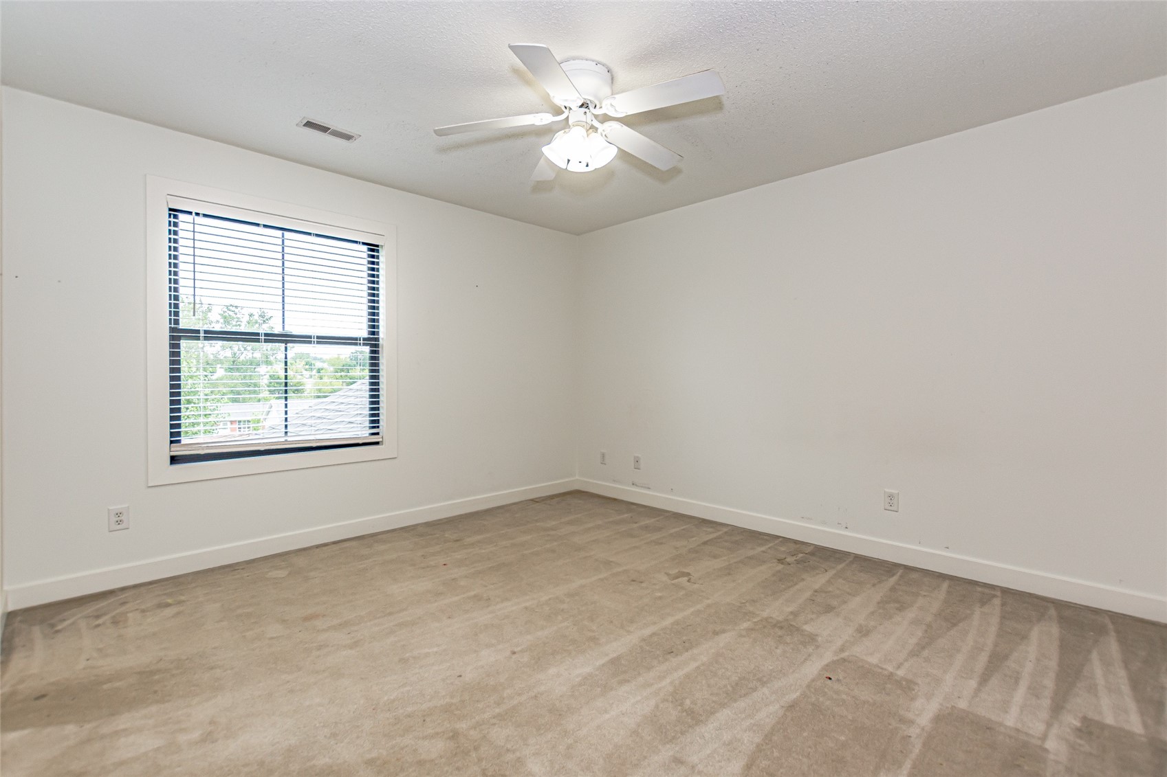6949 Bowman Lane Cedar Rapids IA 52402
