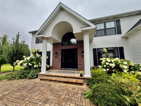 6949 Bowman Lane Cedar Rapids IA 52402