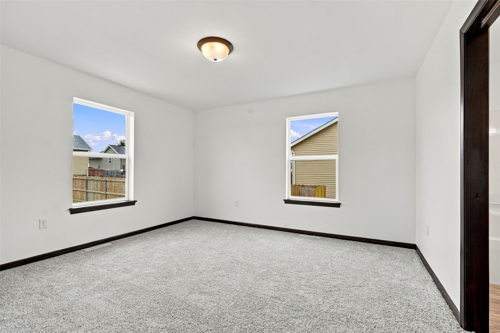 9515 Grand Oaks Drive NE Cedar Rapids IA 52402