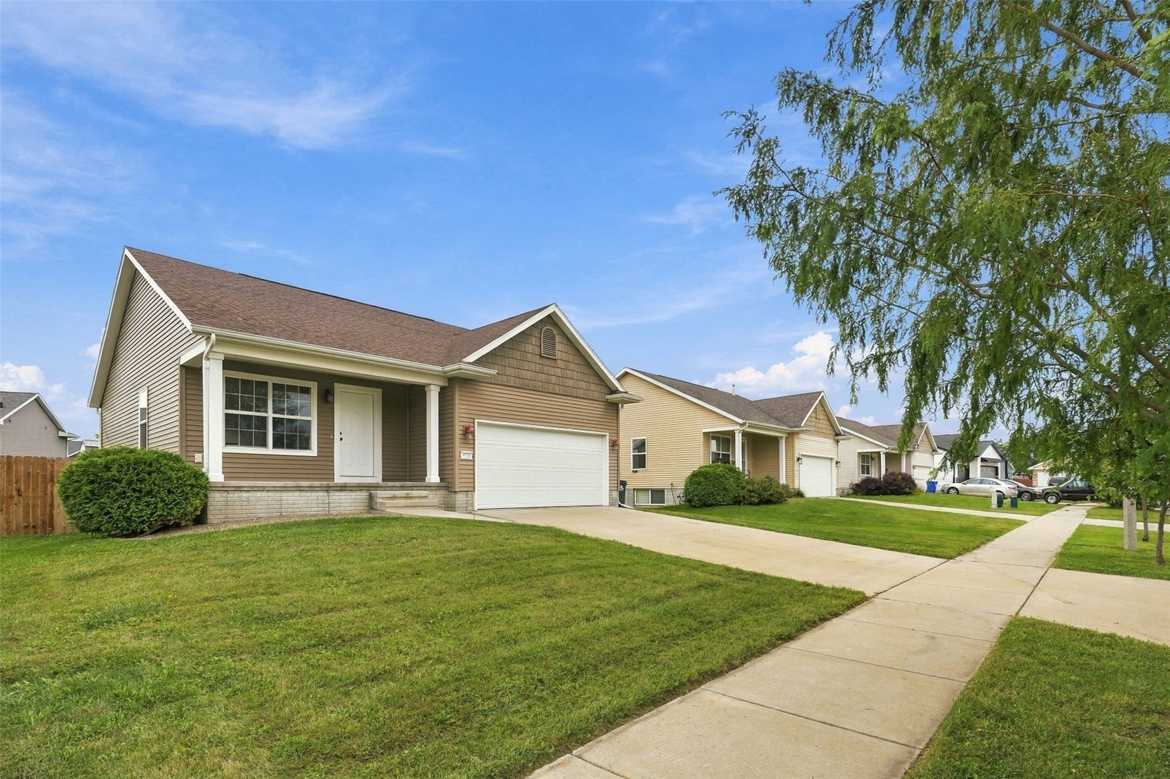 9515 Grand Oaks Drive NE Cedar Rapids IA 52402