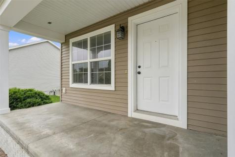 9515 Grand Oaks Drive NE Cedar Rapids IA 52402
