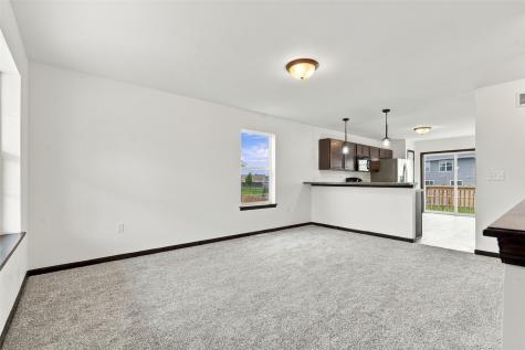 9515 Grand Oaks Drive NE Cedar Rapids IA 52402