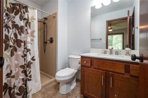 1308 Deer Run NE Cedar Rapids IA 52402
