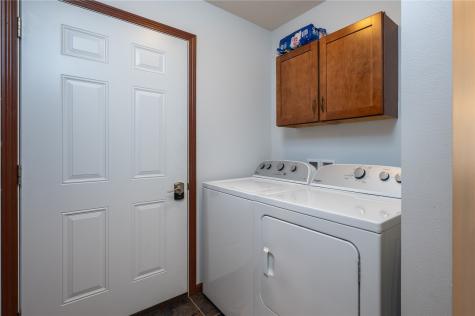 1308 Deer Run NE Cedar Rapids IA 52402