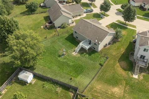1308 Deer Run NE Cedar Rapids IA 52402