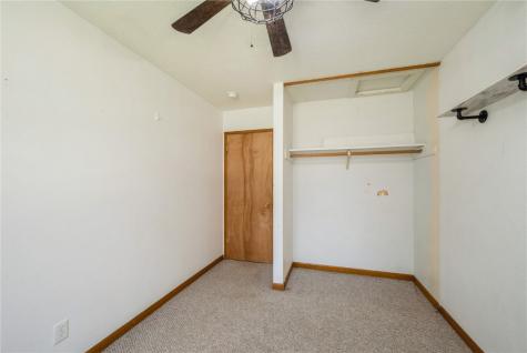 655 W 9th Avenue Marion IA 52302