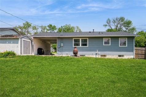 655 W 9th Avenue Marion IA 52302