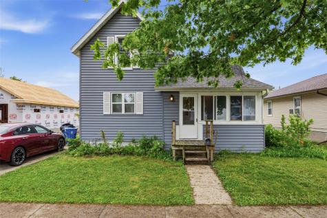 724 N Sycamore Street Monticello IA 52310
