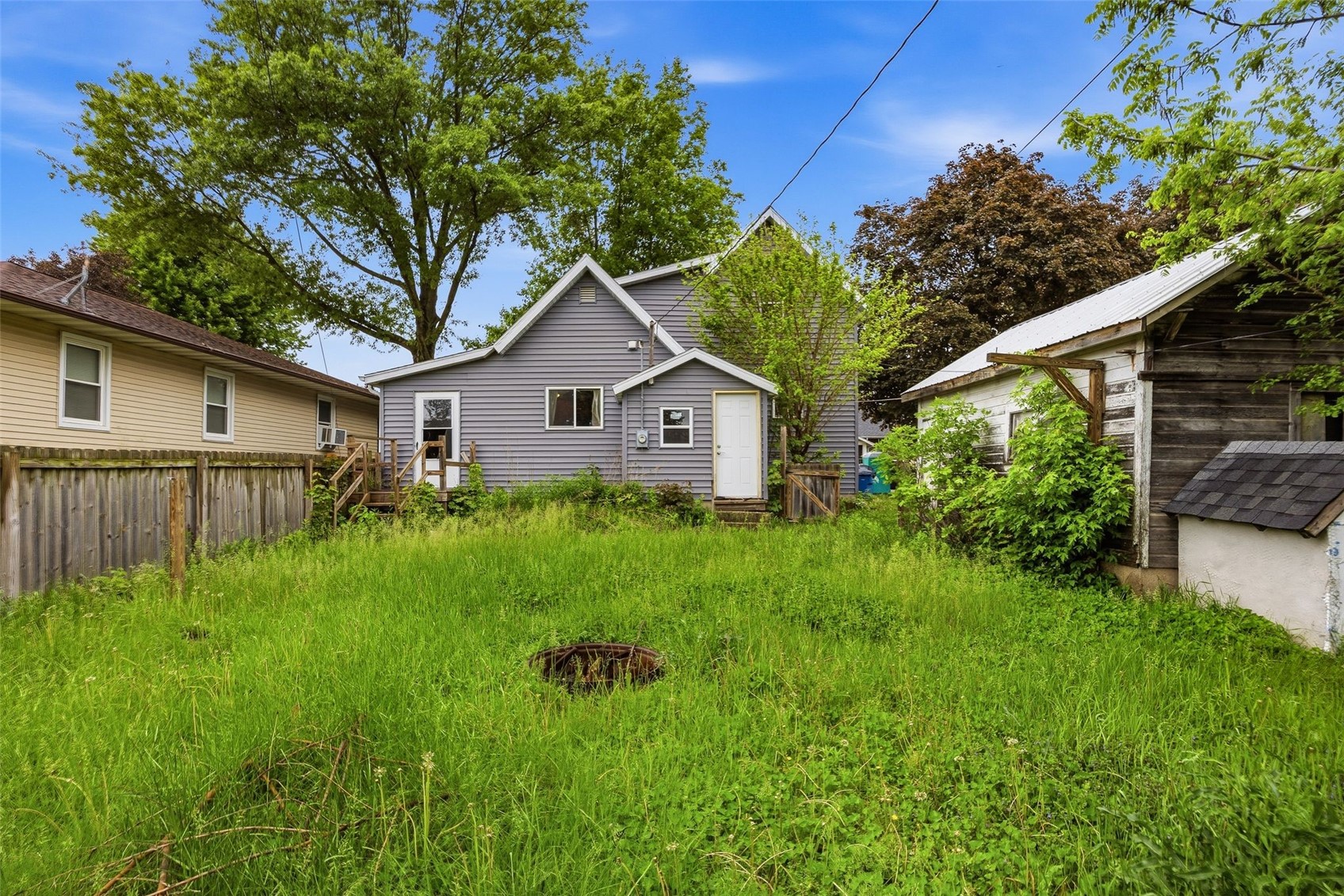 724 N Sycamore Street Monticello IA 52310