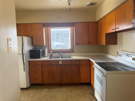 1140 Crestview Drive SE Cedar Rapids IA 52403