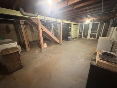1140 Crestview Drive SE Cedar Rapids IA 52403
