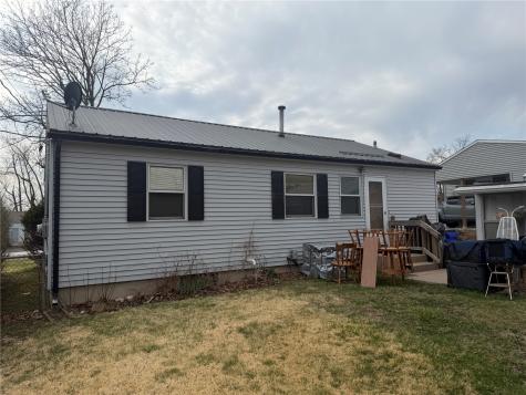 1140 Crestview Drive SE Cedar Rapids IA 52403