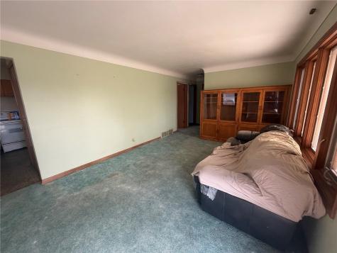 1140 Crestview Drive SE Cedar Rapids IA 52403