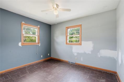 3105 Schaeffer Drive SW Cedar Rapids IA 52404