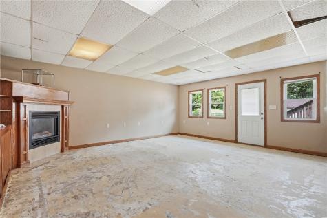 3105 Schaeffer Drive SW Cedar Rapids IA 52404