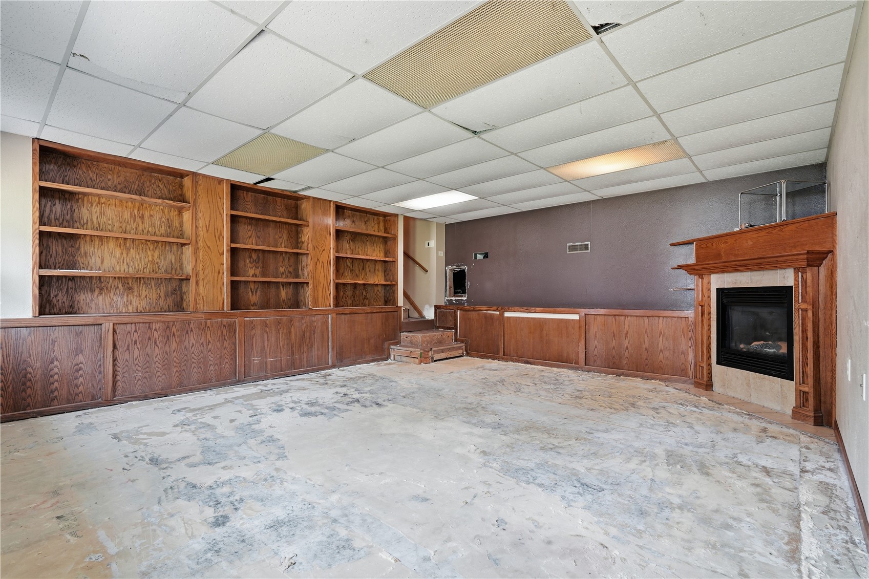 3105 Schaeffer Drive SW Cedar Rapids IA 52404
