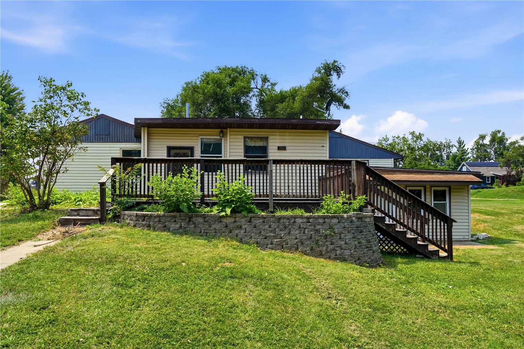 3105 Schaeffer Drive SW Cedar Rapids IA 52404