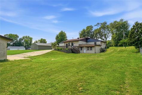 3105 Schaeffer Drive SW Cedar Rapids IA 52404
