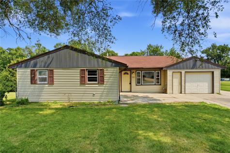 3105 Schaeffer Drive SW Cedar Rapids IA 52404
