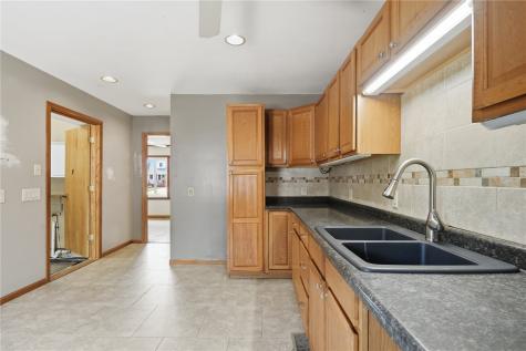3105 Schaeffer Drive SW Cedar Rapids IA 52404