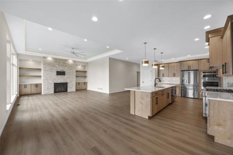 648 Rock Ridge Drive Tiffin IA 52340