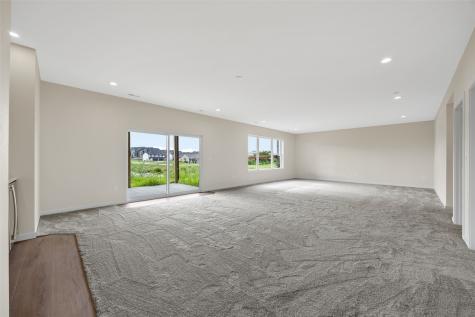 648 Rock Ridge Drive Tiffin IA 52340