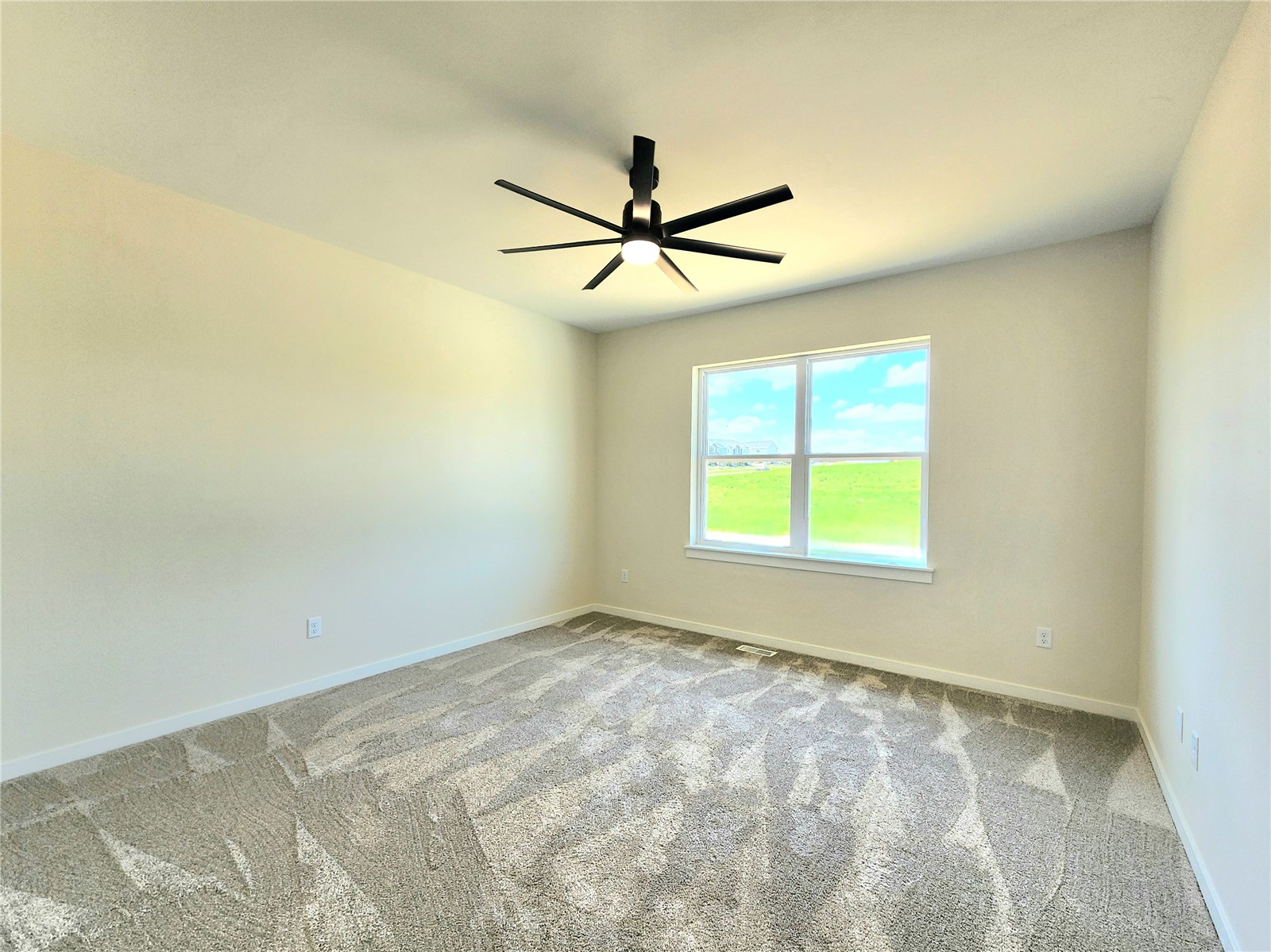 648 Rock Ridge Drive Tiffin IA 52340