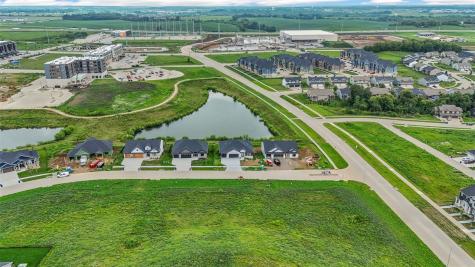 648 Rock Ridge Drive Tiffin IA 52340