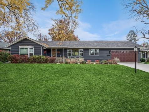 3316 Iowa Avenue SE Cedar Rapids IA 52403