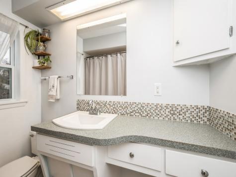 3316 Iowa Avenue SE Cedar Rapids IA 52403