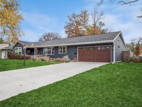 3316 Iowa Avenue SE Cedar Rapids IA 52403