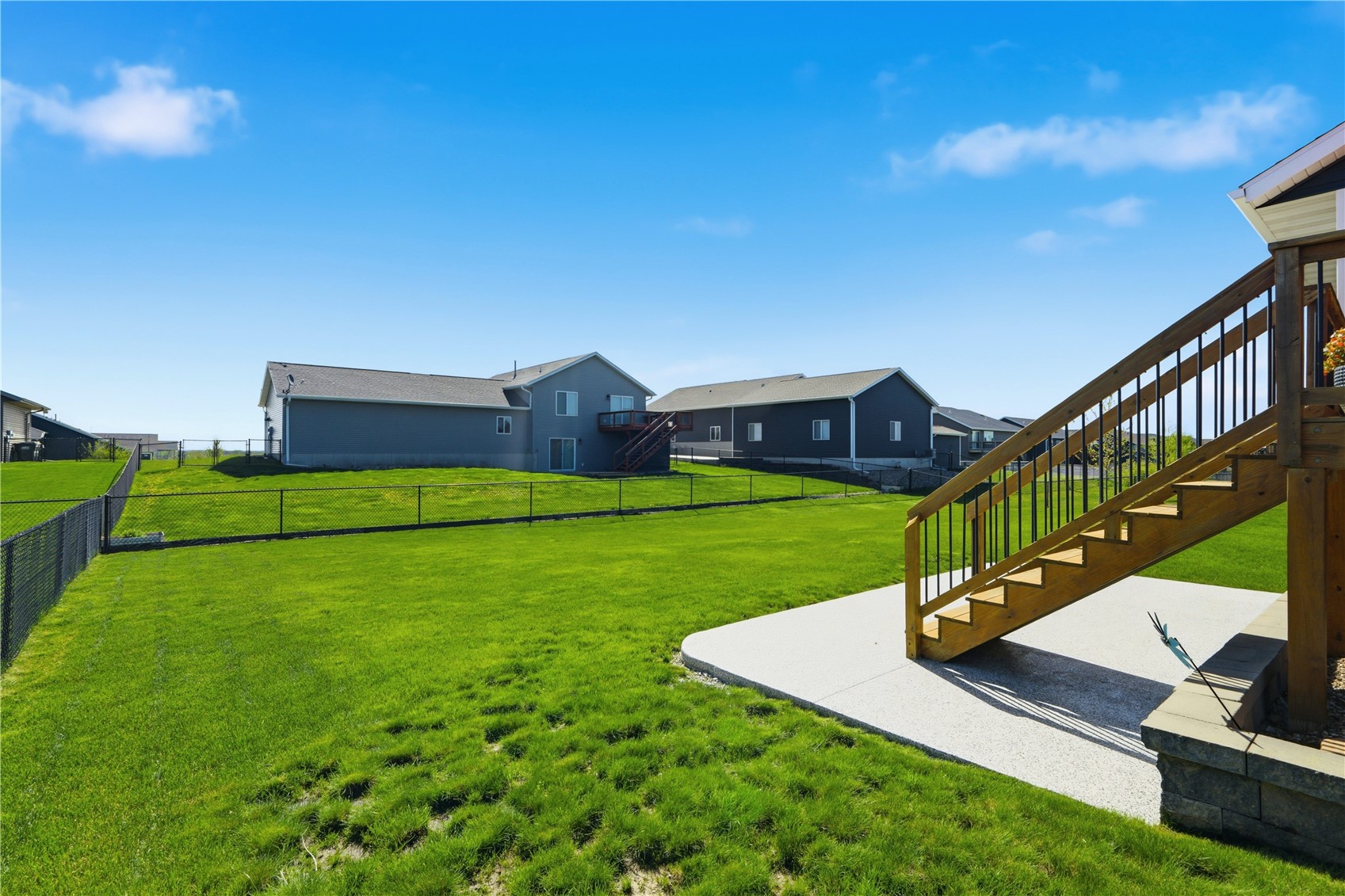 2787 Creekview Trail Palo IA 52324
