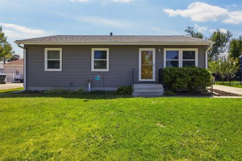 425 Elder Lane NW Cedar Rapids IA 52405