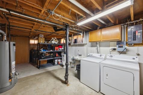 425 Elder Lane NW Cedar Rapids IA 52405