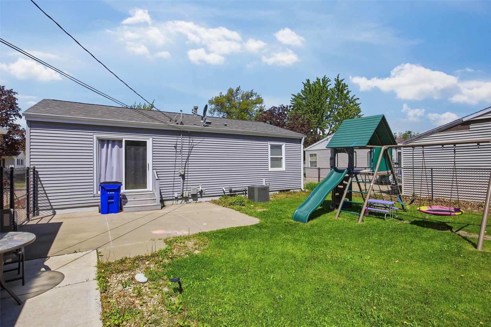 425 Elder Lane NW Cedar Rapids IA 52405