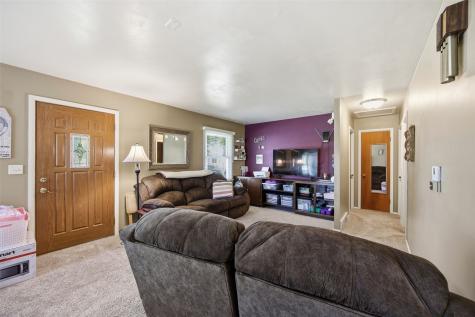 425 Elder Lane NW Cedar Rapids IA 52405