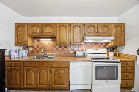 425 Elder Lane NW Cedar Rapids IA 52405