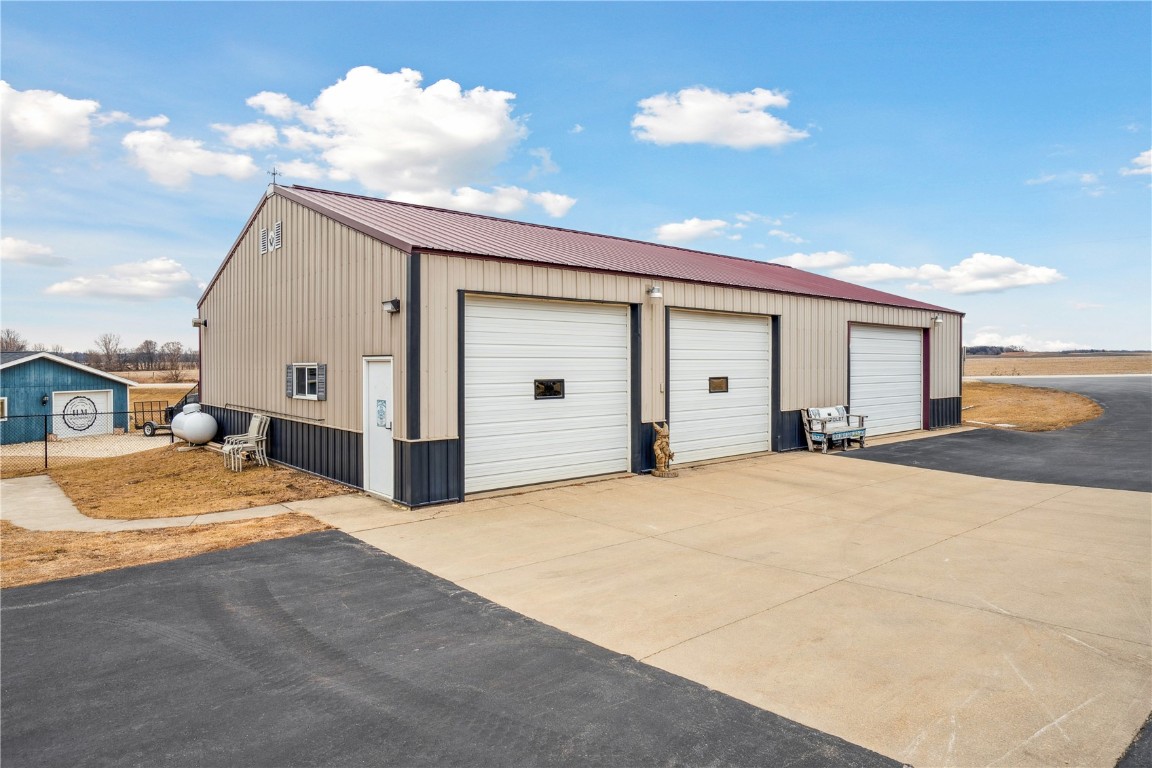 19589 Highway 38 Monticello IA 52310