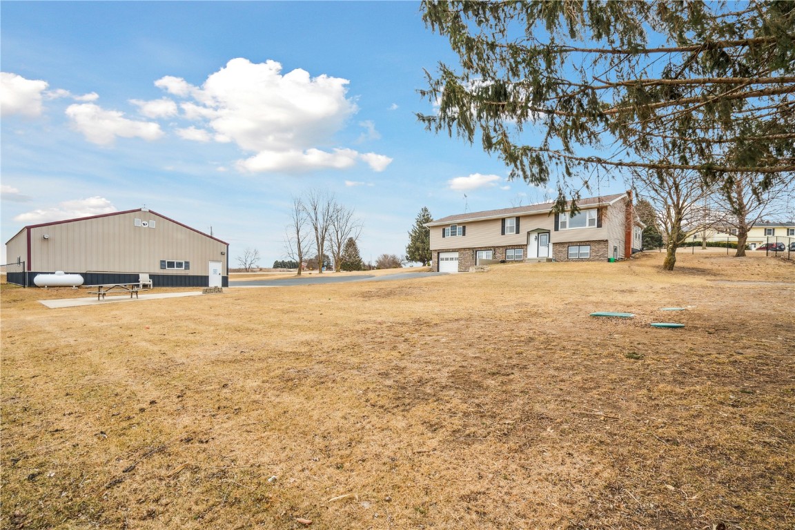 19589 Highway 38 Monticello IA 52310