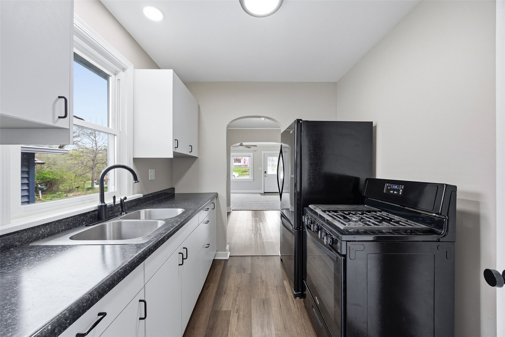 1217 Memorial Drive SE Cedar Rapids IA 52403