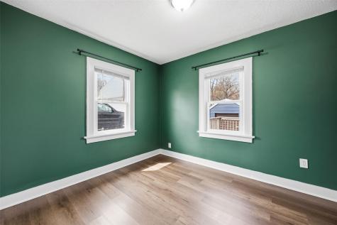 1217 Memorial Drive SE Cedar Rapids IA 52403