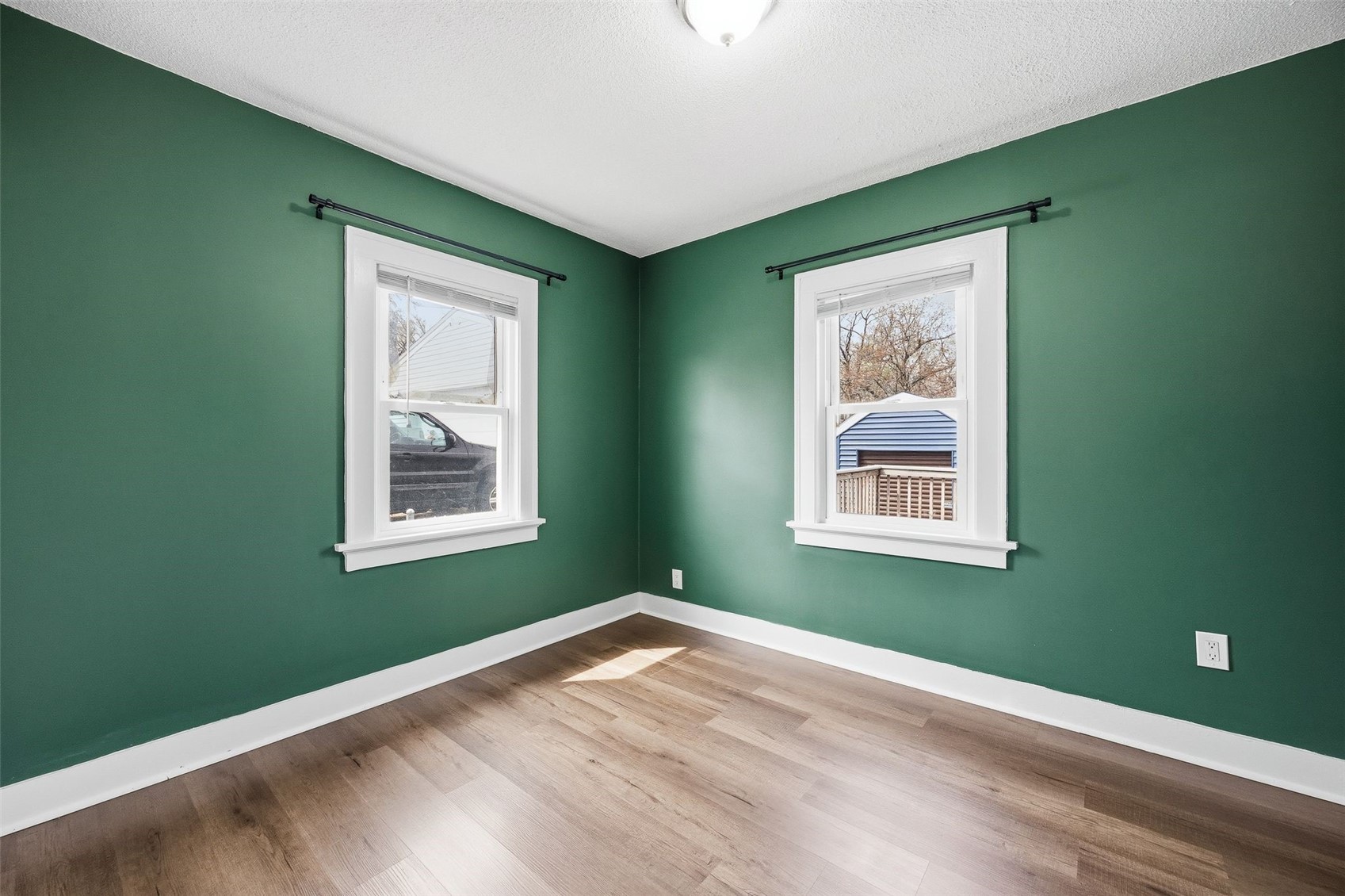1217 Memorial Drive SE Cedar Rapids IA 52403