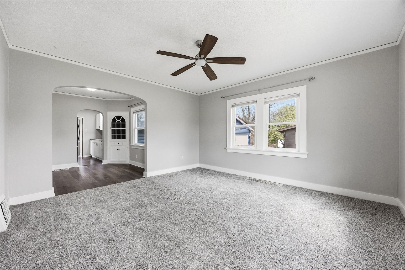 1217 Memorial Drive SE Cedar Rapids IA 52403