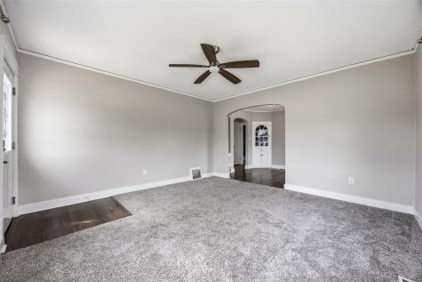 1217 Memorial Drive SE Cedar Rapids IA 52403