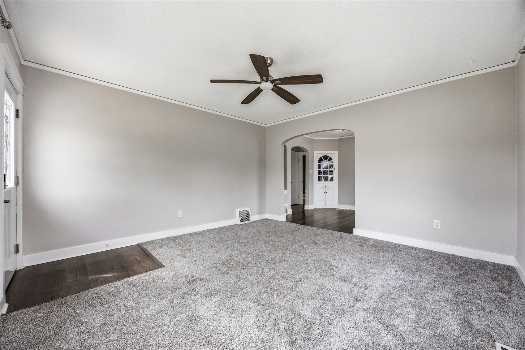 1217 Memorial Drive SE Cedar Rapids IA 52403