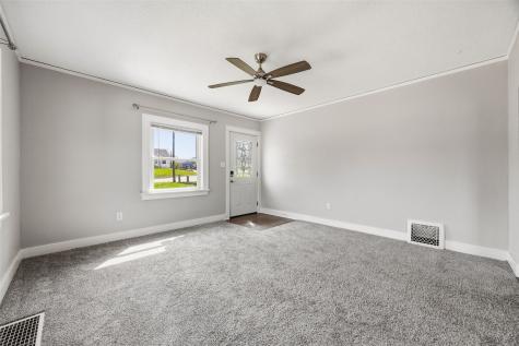 1217 Memorial Drive SE Cedar Rapids IA 52403