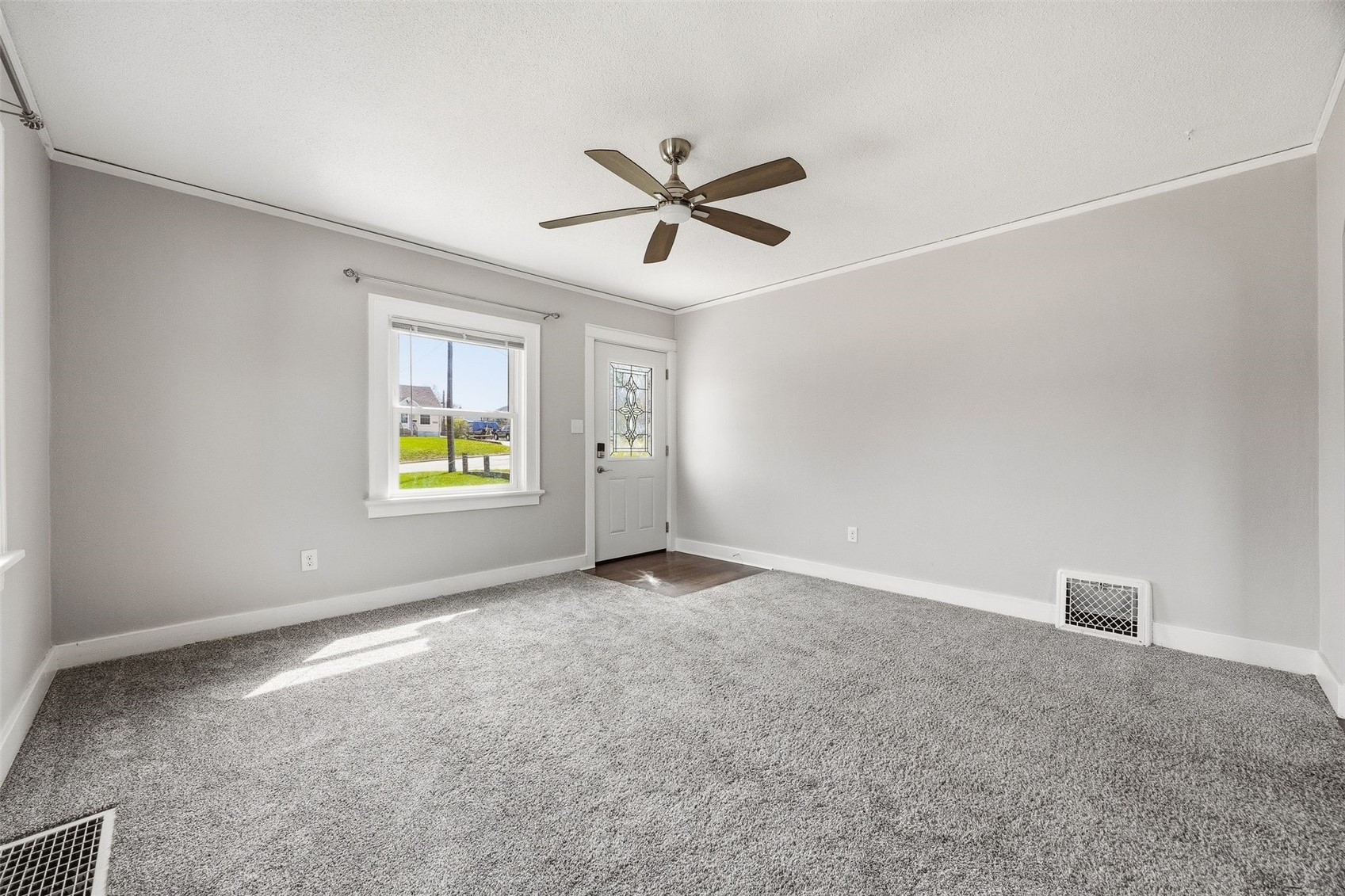 1217 Memorial Drive SE Cedar Rapids IA 52403