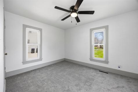 937 8th Street Marion IA 52302
